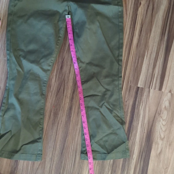 NWT Frame Denim Olive Le Crop Mini Boot Jeans, 26 - Picture 3 of 4